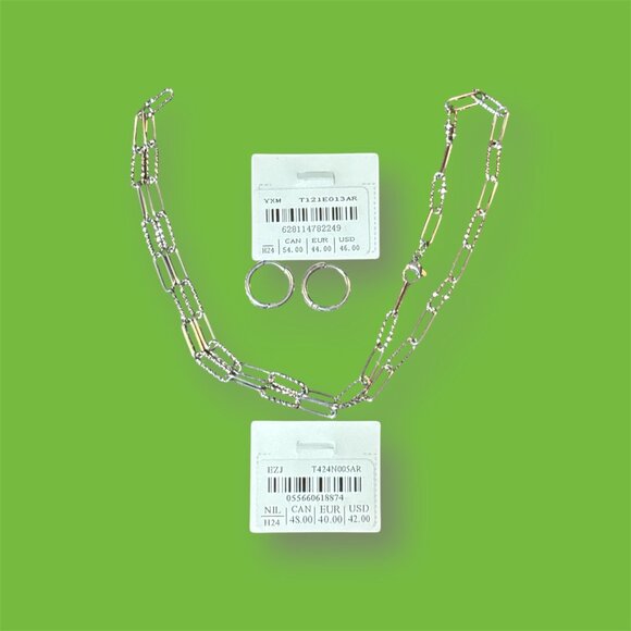 Mia Earrings and Necklace - NWT - Picture 1 of 4